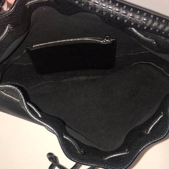 Gucci leather black hobo bag - Picture 6 of 8